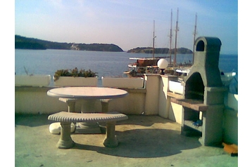 Croatia Privát Supetarska Draga, Exterior